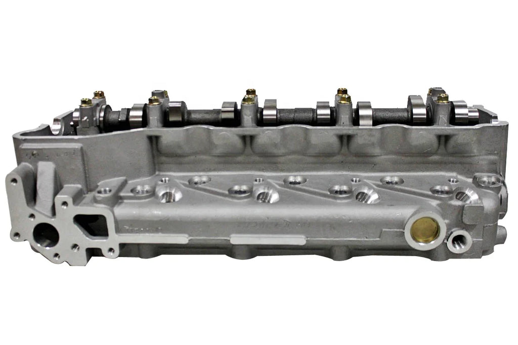For Sale Turbo Diesel Engine 4M40 4M40T Complete Cylinder Head