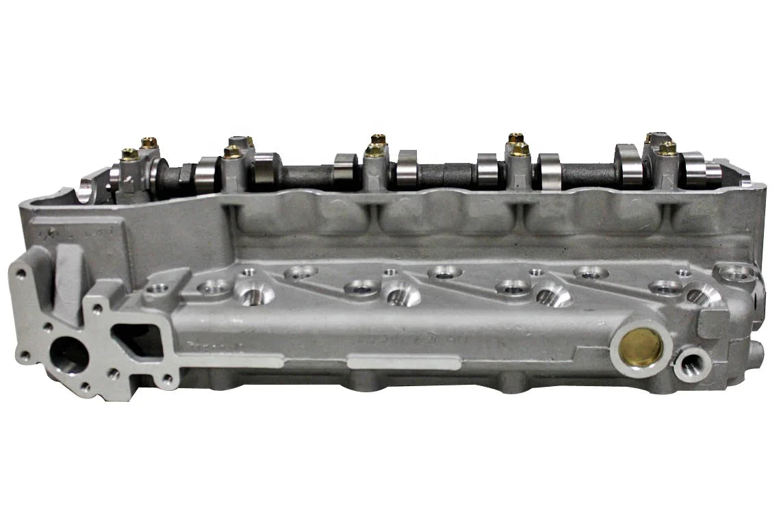 For Sale Turbo Diesel Engine 4M40 4M40T Complete Cylinder Head