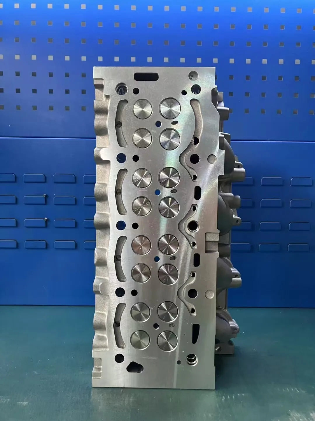 DW10CTED4/RHH/RHE Cylinder Head Assembly for Peugeot 307, 308, 407 Citroen C4, C5 OE:908295/908995
