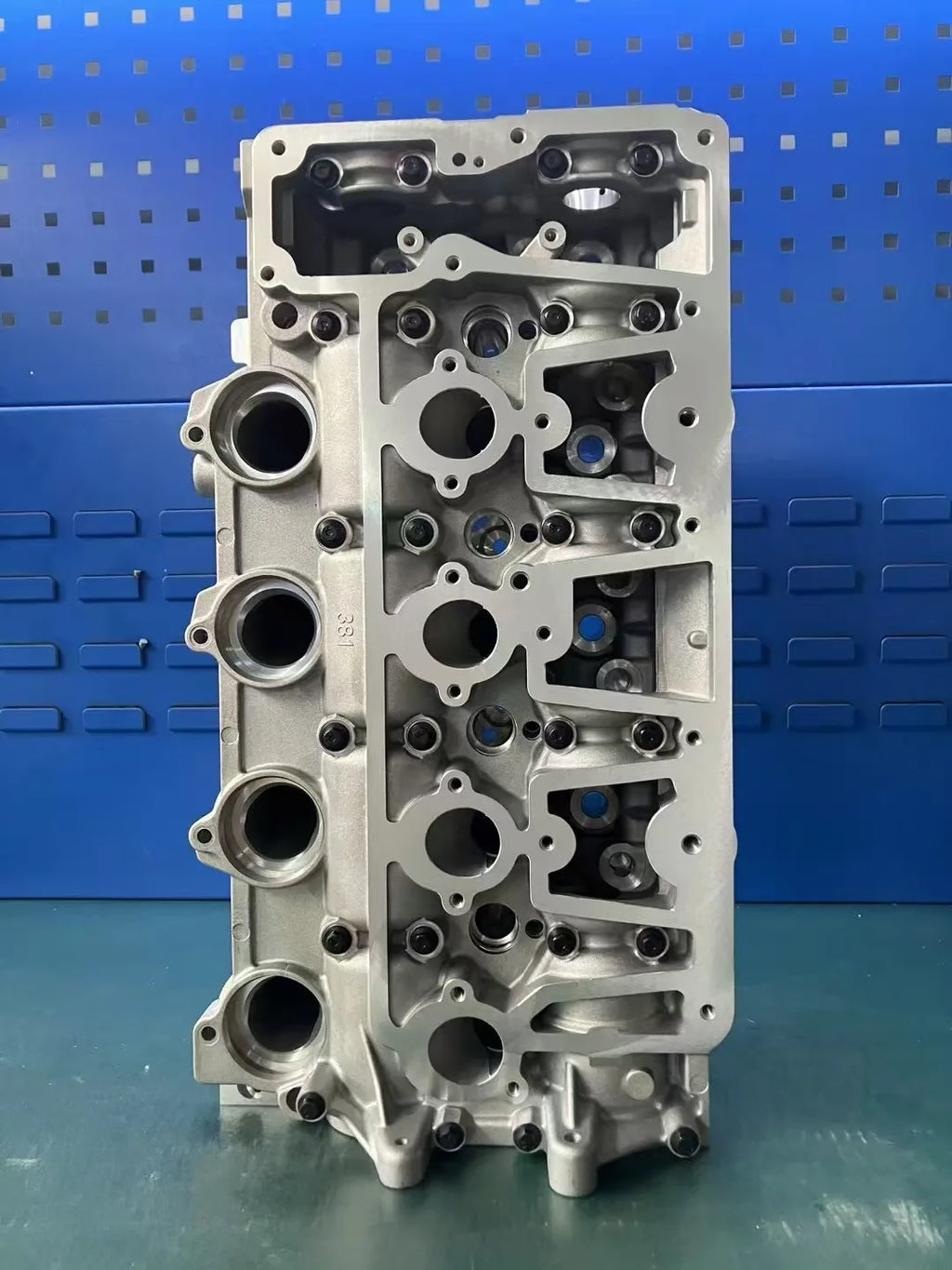 DW10CTED4/RHH/RHE Cylinder Head Assembly for Peugeot 307, 308, 407 Citroen C4, C5 OE:908295/908995