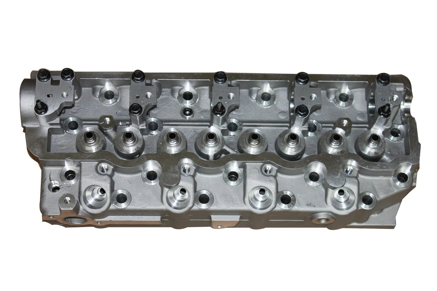 Good Quality 4D56 4D56T Engine Cylinder Head for Pajero/L300 4D56 Cylinder Head