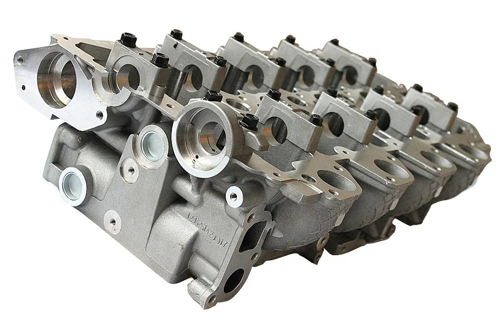High Performance 4D56U 16Valve Cylinder Head for L200 Engine 4D56U Cylinder Head