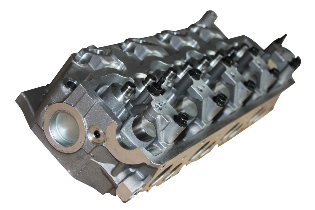 Good Quality 4D56 4D56T Engine Cylinder Head for Pajero/L300 4D56 Cylinder Head