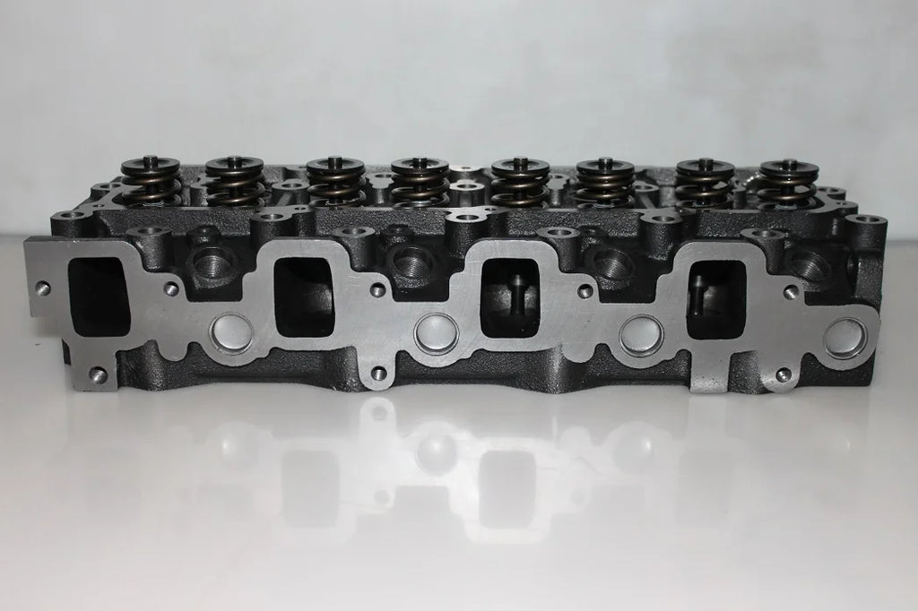 Brand New J2 JT Complete Cylinder Head with Valve for KIA J2 JT Engine Cylinder Head