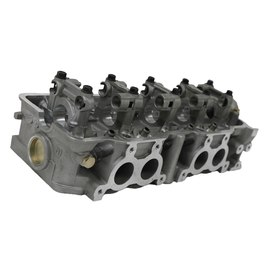 Factory Supply 4G63 Engine Cylinder Head for L200 4G63 8 Valves Cylinder Head