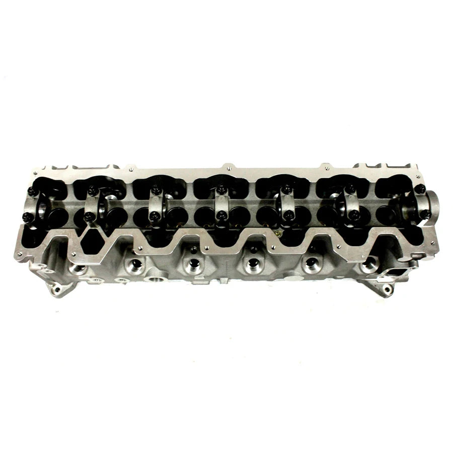 Hot Sale  New RD28 RD28-T Engine Cylinder Head for Patrol Engine Cylinder Head