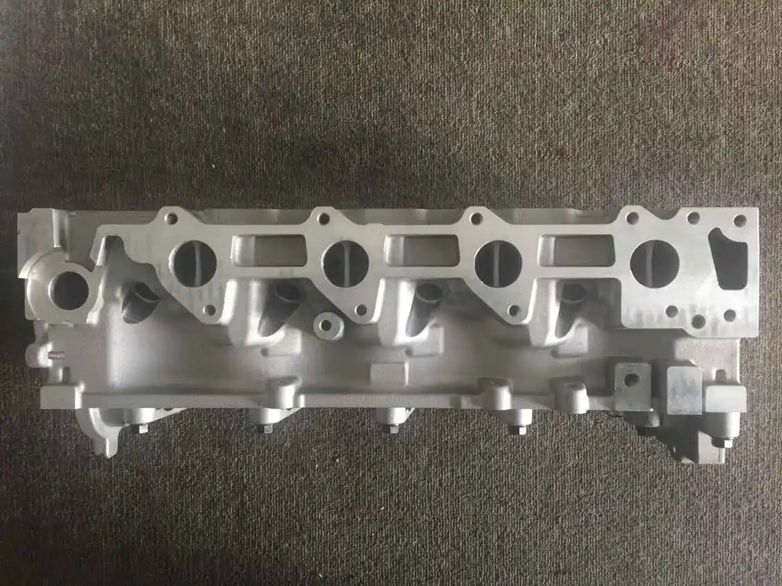 High Performance D4EB Cylinder Head New Aluminium Auto Engine Parts for Hyundai Cars Diesel Engine Type